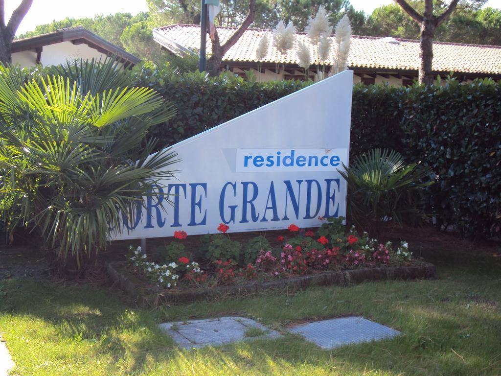 Villetta Corte Grande Villa Aprilia Marittima Kültér fotó