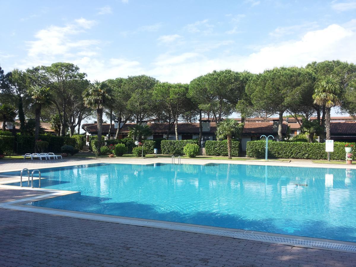 Villetta Corte Grande Villa Aprilia Marittima Kültér fotó